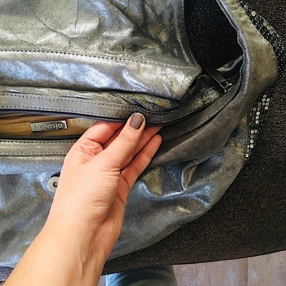 Treesje designer metallic hobo purse shoulder bag - Picture 7 of 8